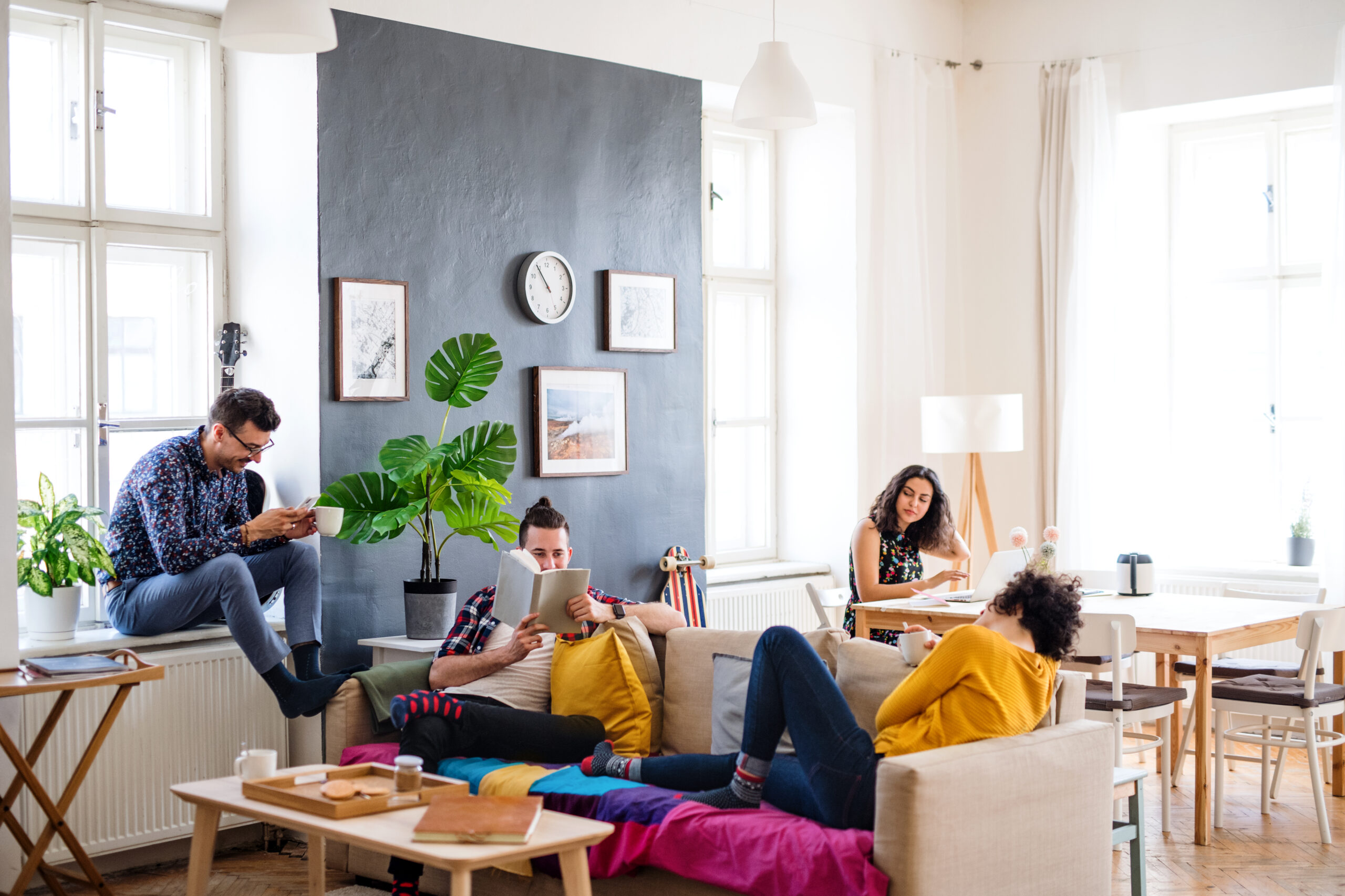 An image of flat mates in a communal area of an HMO